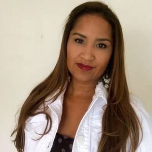 Meet your Posher, Eneida